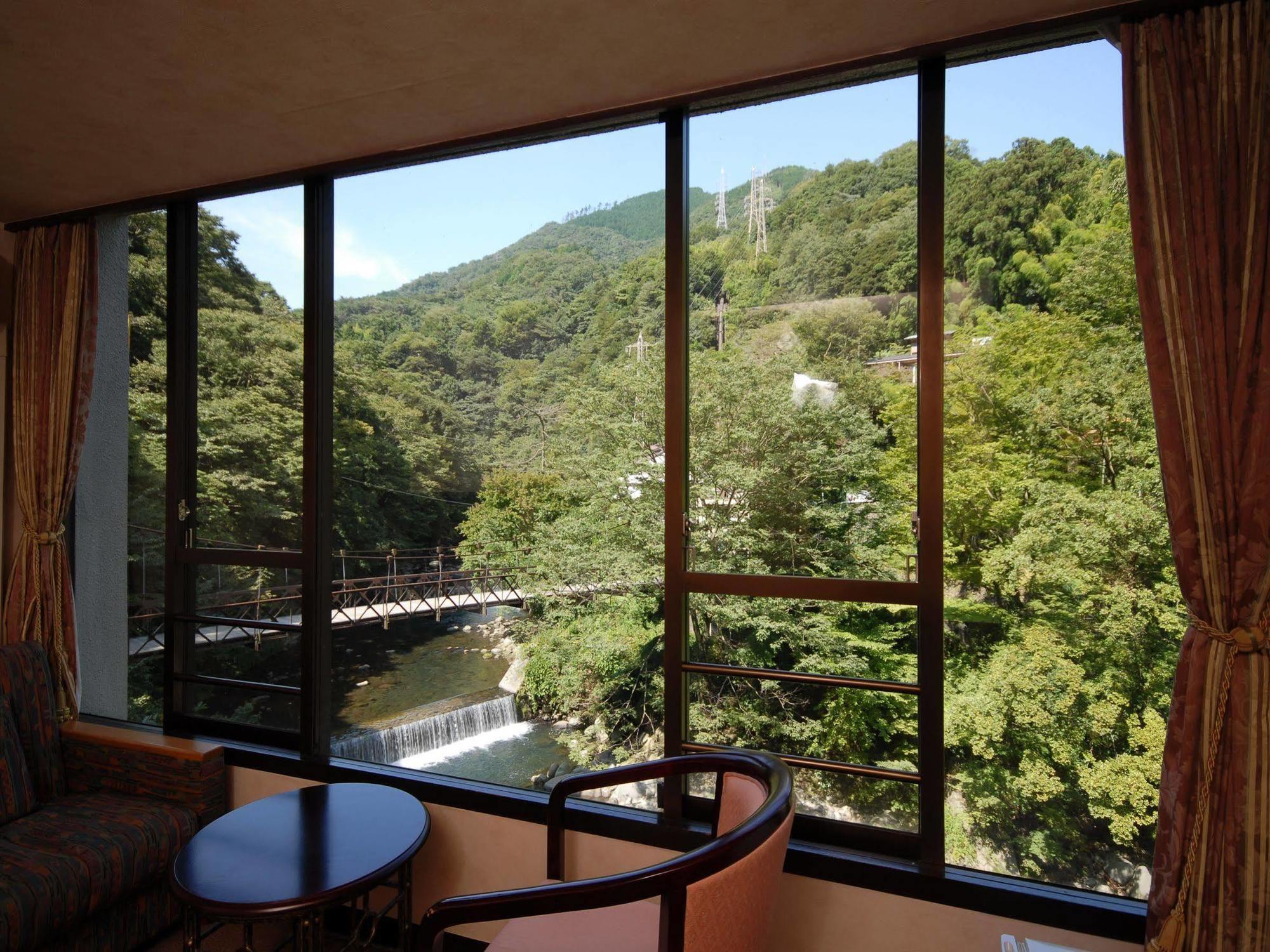 塔之泽Quatre Saisons酒店 箱根 外观 照片